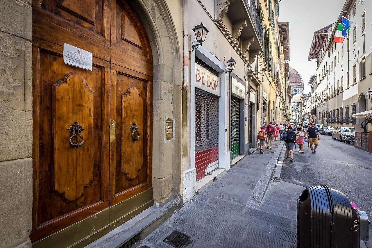 Apartment Loft Vivi Il Cuore Di Firenze
