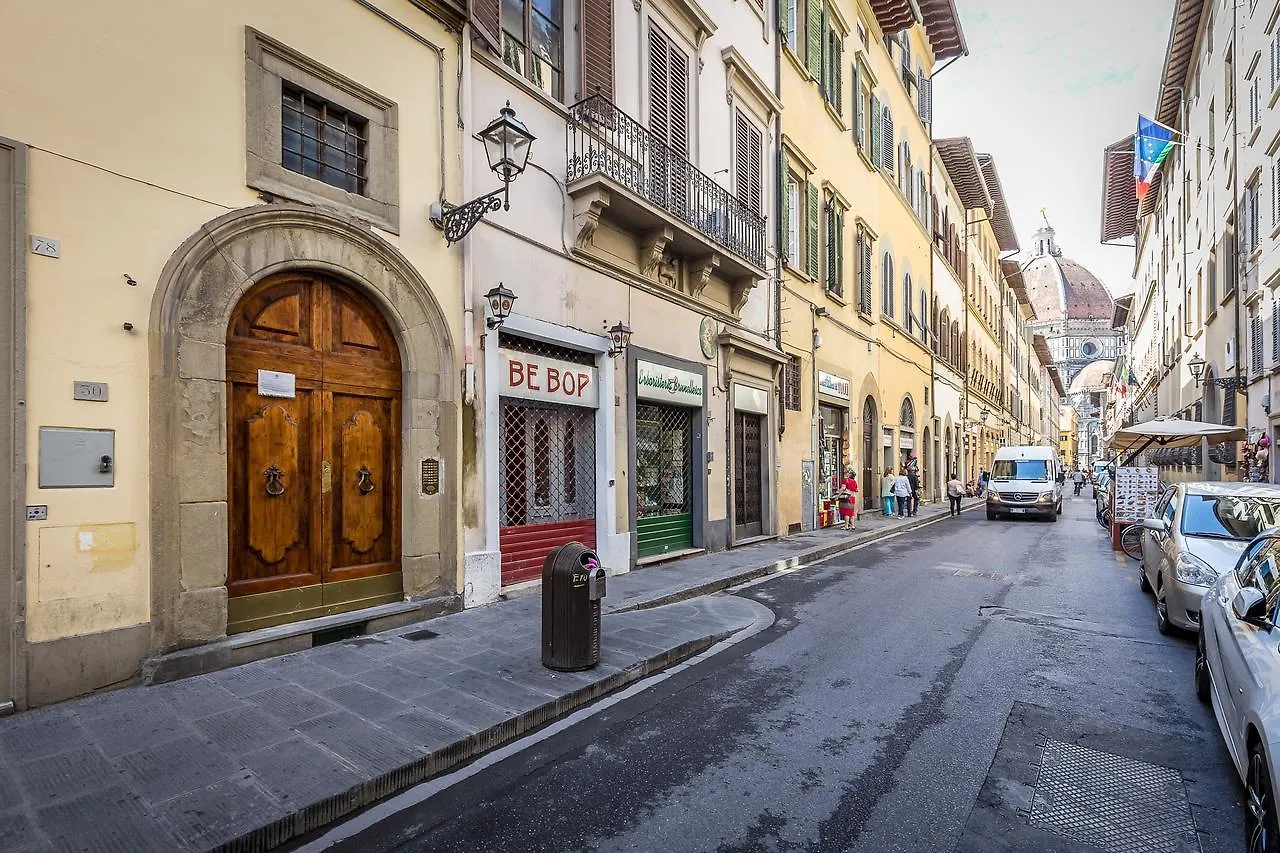 Loft Vivi Il Cuore Di Firenze Italy